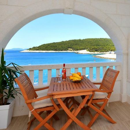 Villa Stonehouse Milna  Esterno foto